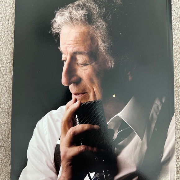Life Magazine: Unseen Tony Bennett - Picture 2 of 2